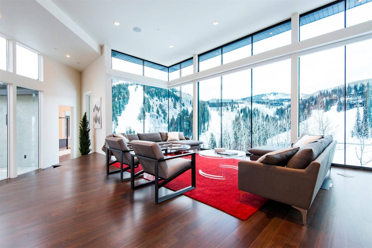 SPoulinRealtor's tweet photo. View our newest selection of properties available for sale across the great state of Utah! #utahrealestate #forsale #livetheunique #onlywithus #summitsir https://t.co/Fkio39AXM5 https://t.co/gFuazdyxXN
