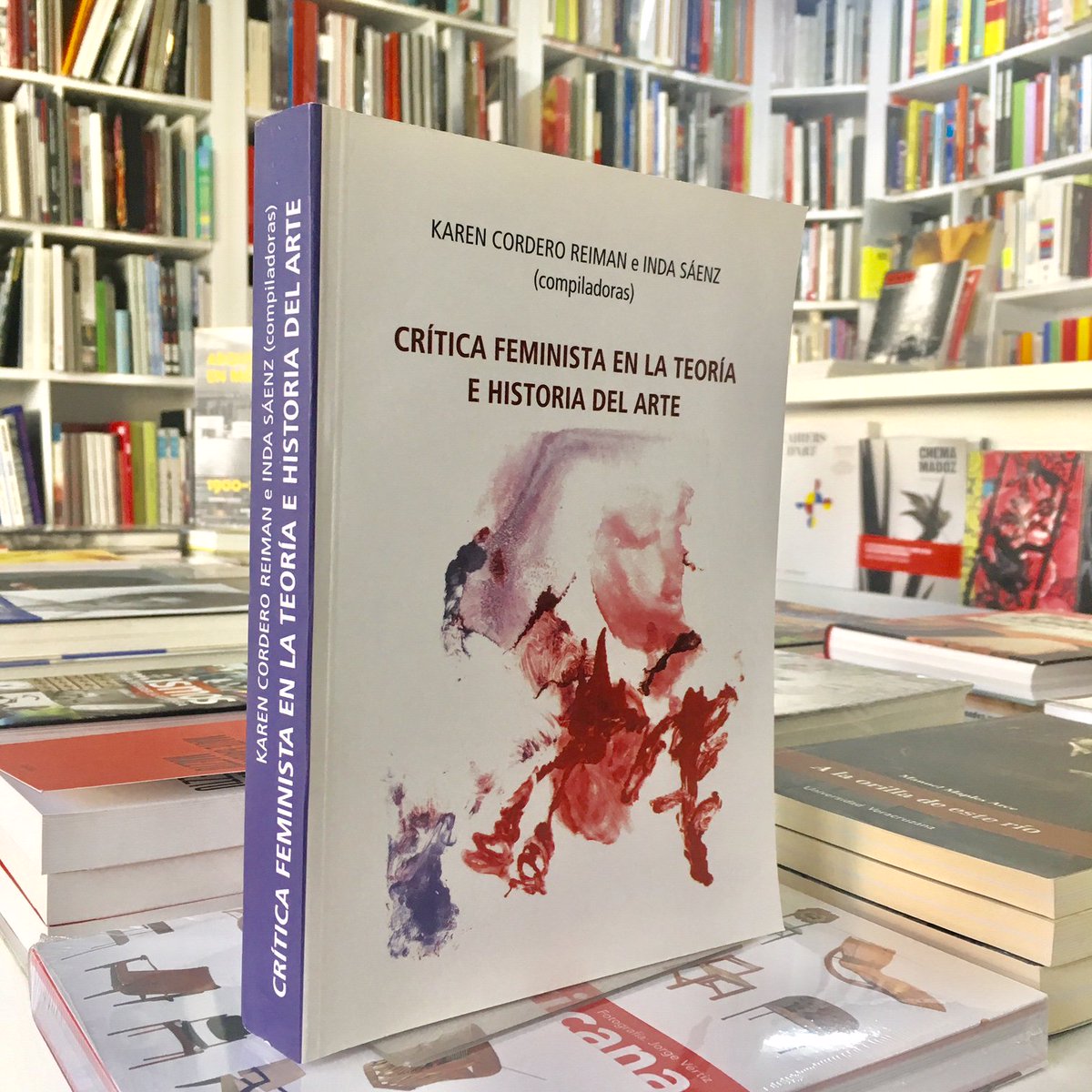 EXITLaLibreria's tweet photo. "Crítica feminista en la teoría e historia del arte".  Linda Nochlin, Griselda Pollock, Laura Mulvey, Janet Wolff, Rosalind E. Krauss, Mónica Mayer, Magali Lara y más:
https://t.co/0qo2ezEAVZ https://t.co/ig44JWuLcM