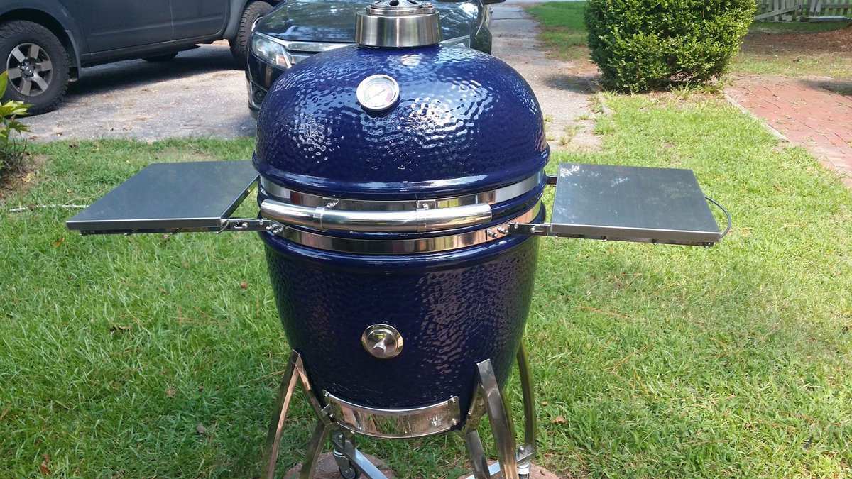 The right kamado with the right options, the right size, and the right innovations for you. Backyard grilling the way it should be. No gas, gadgets, or electricity required. Visit our website for more information. #kamado #grilling