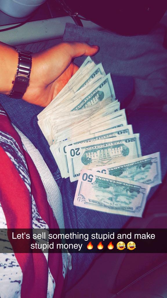 Navajo_Burner's tweet photo. Who with me๐ฅ๐ฅ #business #money #selfmade #upandupandup #stupidmoney #stupididea #stacked https://t.co/s3qa1ui6xU