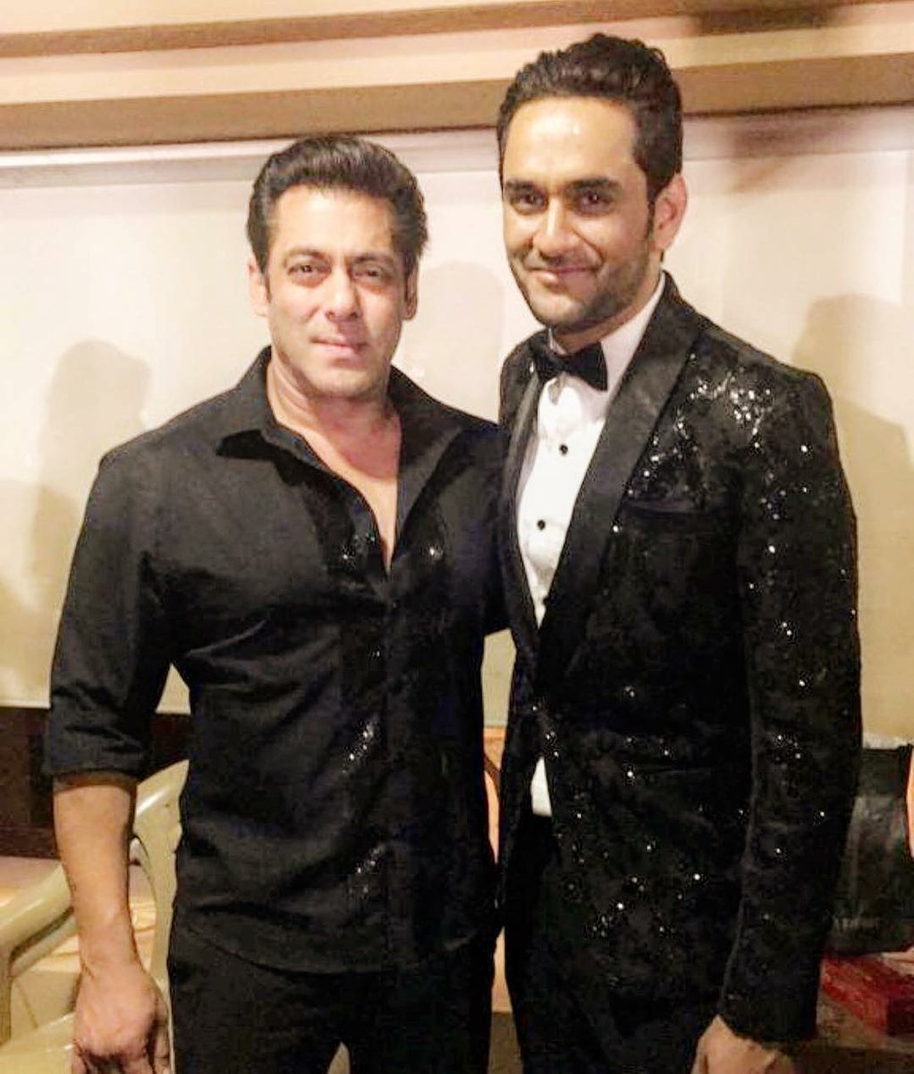 [1] - And this journey of BigBoss comes to an End . A lot of people to thank so won't write everyone's names but will say that this show wouldn't be what it became if even one of you wasn't part of it , from the gharwale to the baharwale...