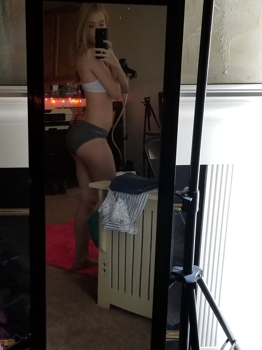 hannahhaysxxx's tweet photo. Look good.. https://t.co/ZQdoFS9zt1