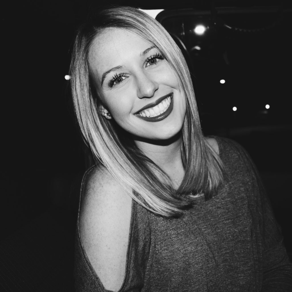 hlizg_'s tweet photo. #NewProfilePic https://t.co/gvHVxl4YOT