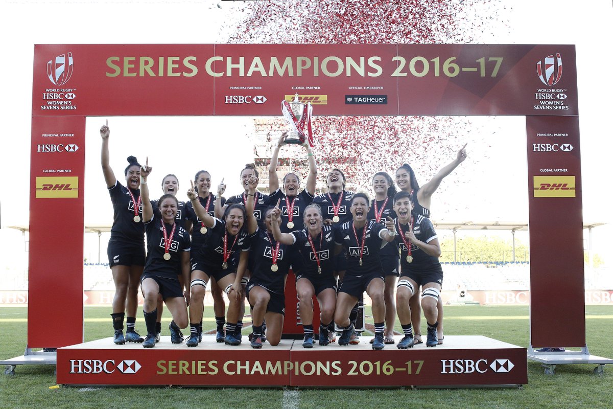 Was the #BlackFerns7s winning the 2016/17 @WorldRugby7s Series your favourite sporting moment of 2017?

Vote and have your say here: sportingmoments.co.nz

#HalbergAwards