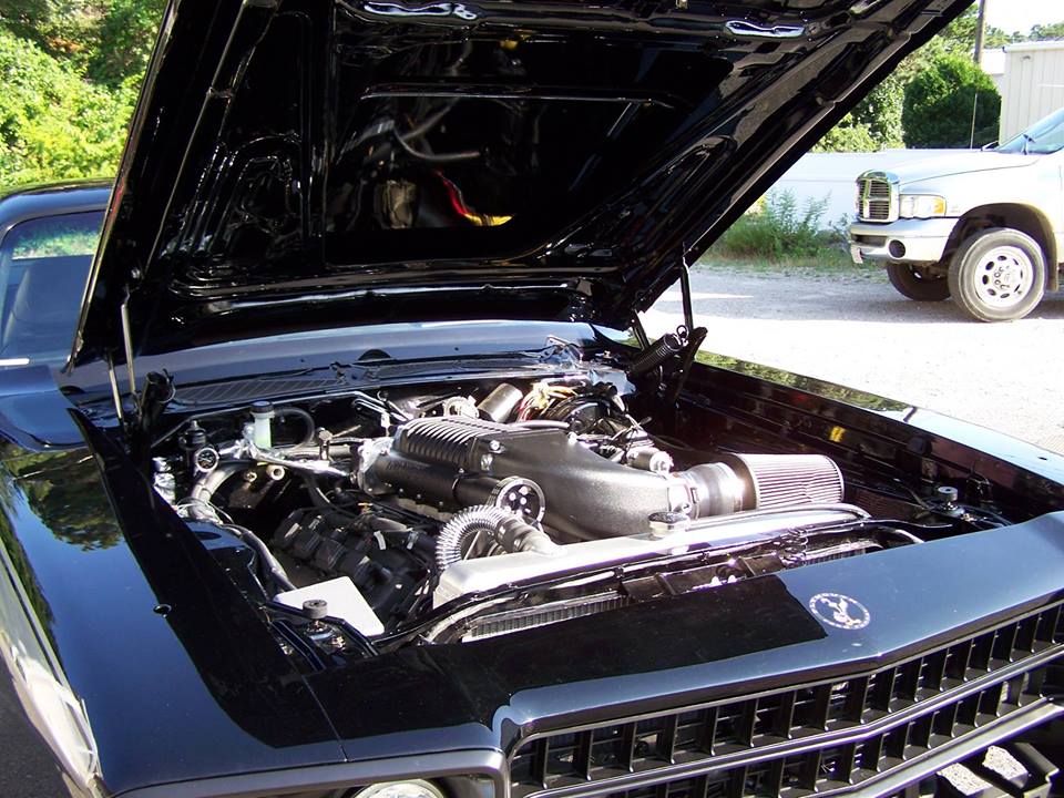 HotwireAuto's tweet image. This is Mike Mahoney's 1973 Roadrunner with a supercharged 6.4 and Nag-1 trans and our wiring harness. This thing is gorgeous inside and out, and more importantly, burns those rear tires off with ease!