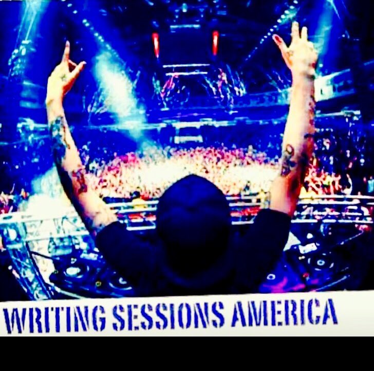 Kevin_AnR_Shine's tweet photo. #WSASquadUp2018 .. #MusicIsYourPOWER #IgniteYourPassion #Freedom #MusicIslife #Pressure #MusicExcellence #Community #singers #songwriters #producers https://t.co/ah3PJXoX1x