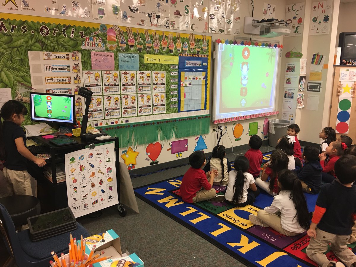 Ms_E_Saunders's tweet image. Prek enjoys Hour of Code! Important for kids to understand and be able to innovate with the technology around them. 😊 #cfbcodes #whycode