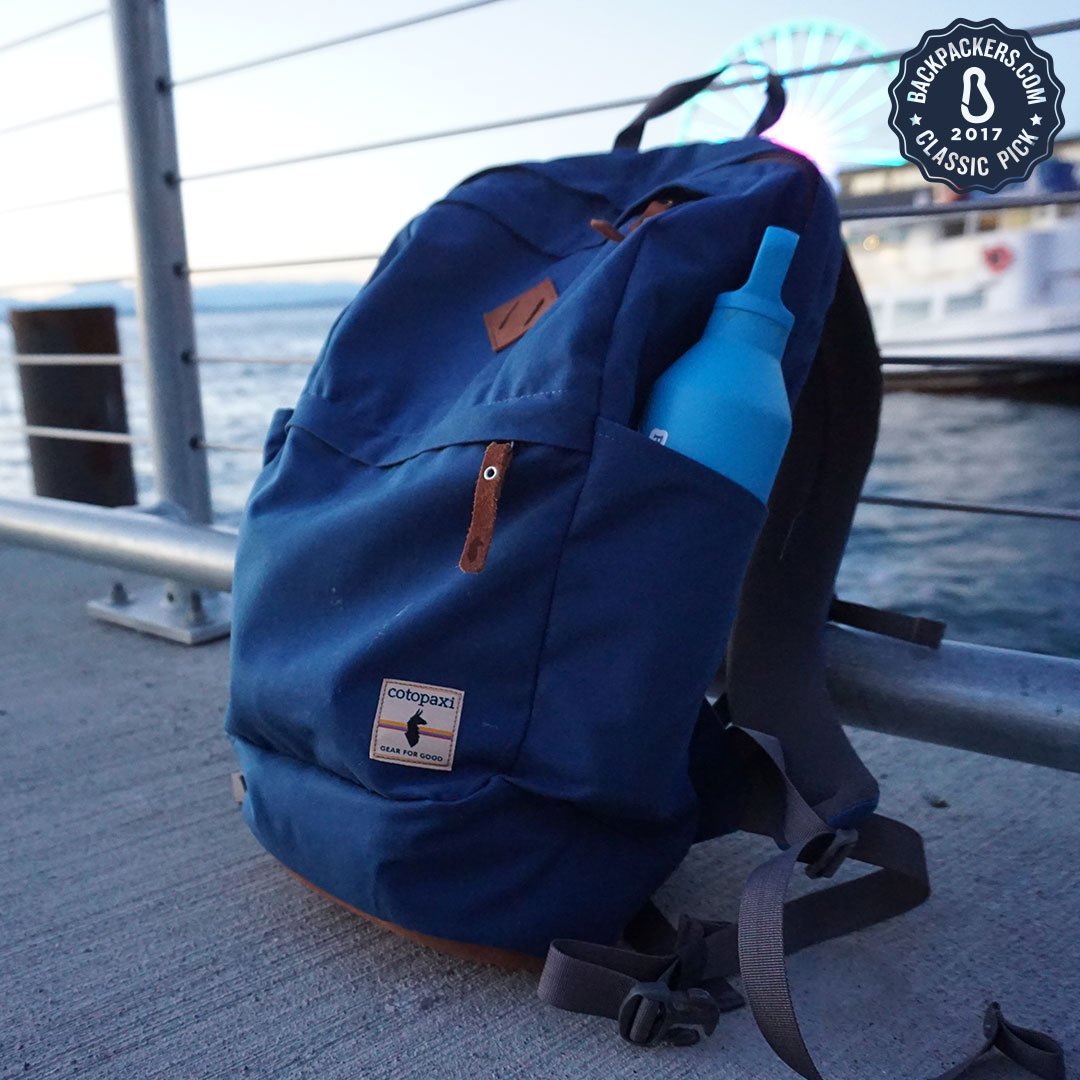 BackpackersCom's tweet photo. Did you hear? Our #ClassicPick award for the #UrbanHiker went to the @cotopaxi Kilimanjaro 20l #backpack! Read the full review >> https://t.co/vRCoEVxgAy https://t.co/FbLMkB65yp