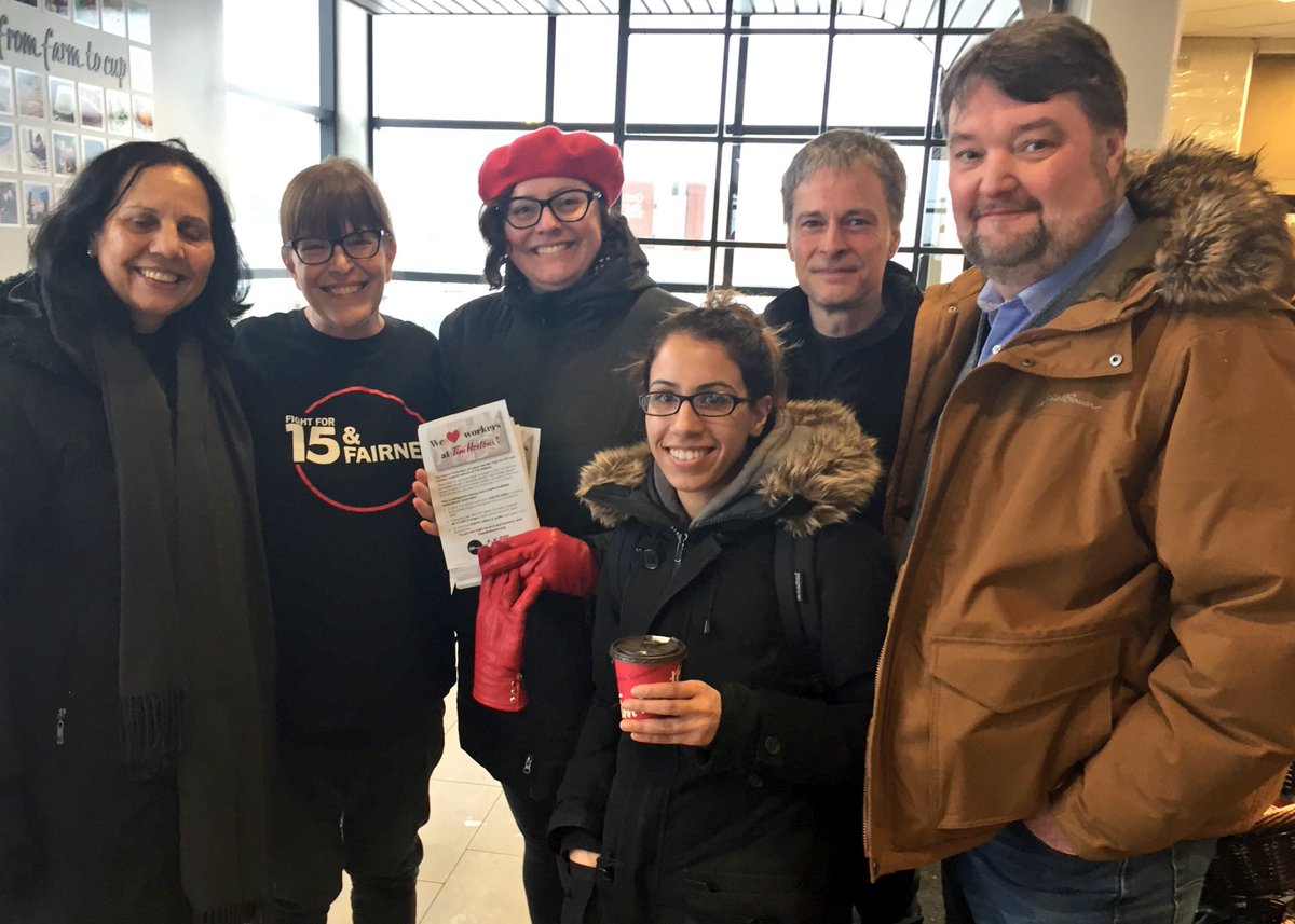 fairwagesnow's tweet photo. Labour and community showing up to send a strong message to @TimHortons: your workers deserve fair wages and benefits! RBI, you need to step up and tell your franchises to be fair. #IStandWithTimHortonsWorkers #TimHortons #15andFairness #OnPoli #CanLab https://t.co/qJXurclxEP