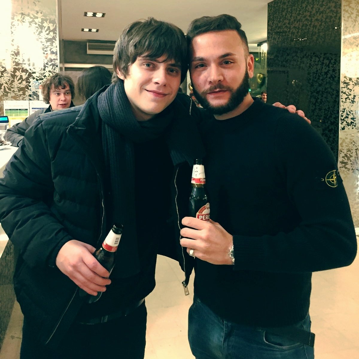 Davidehalfhead's tweet photo. @JakeBugg See you in Milan mate!cheers! https://t.co/RcGuGIBKJT
