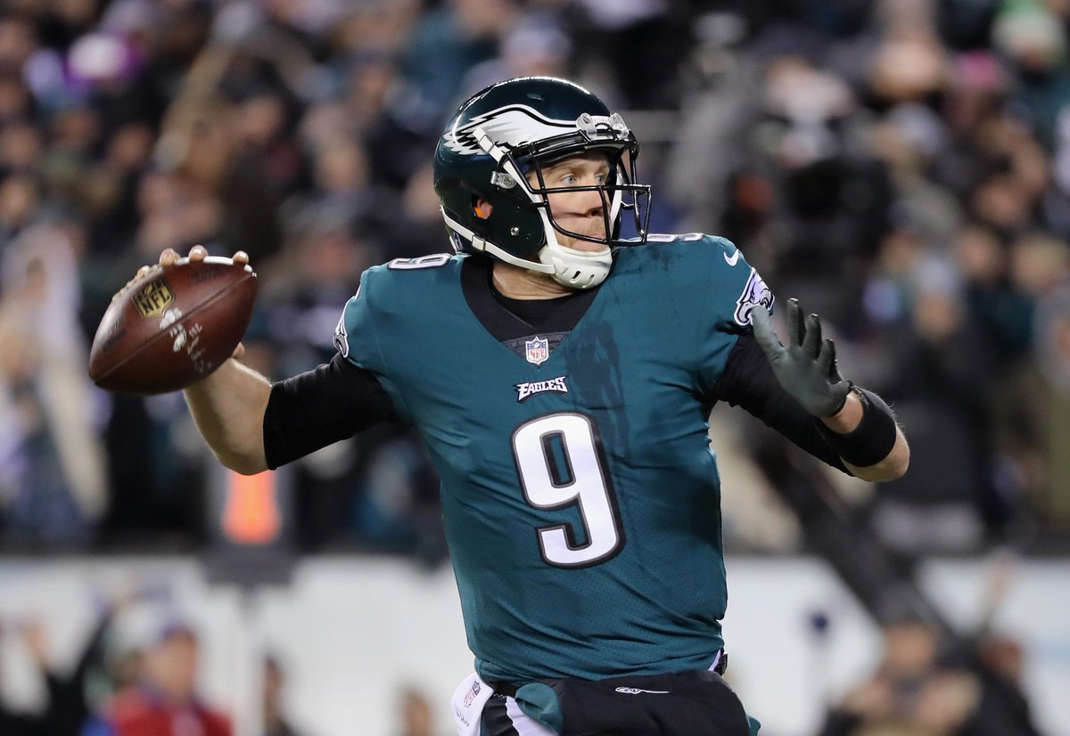GordonSeverson's tweet photo. How did two #UnlikelyHeroes get the chance to lead their teams to the #NFCChampionship ?? The story of #CaseKeenum and #NickFoles is one big #QuarterBackCarousel Tonight on @kare11 at 6pm, I'll break it all down. https://t.co/HKwoZhm0Ba