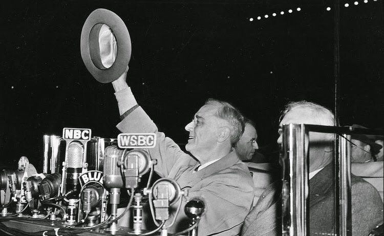 POTUSfdr19333's tweet photo. Thank you for reelecting me to serve as your president for a third term. Its unbelievable how greatful I am, but I will remain to keep our neutral and safe during this time of war in europe! #3inarow #term3 #POTUS https://t.co/tQsb3Z1zxe