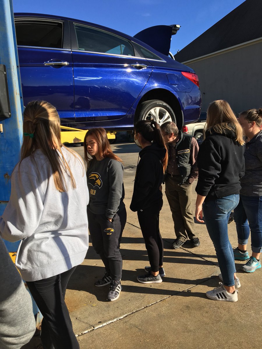 GoSouthernMiss's tweet photo. A big THANKS to Eagle Tire teaching @SouthernMissWG handle roadside emergencies event today! #GoThrive https://t.co/6LFPMX4vtR