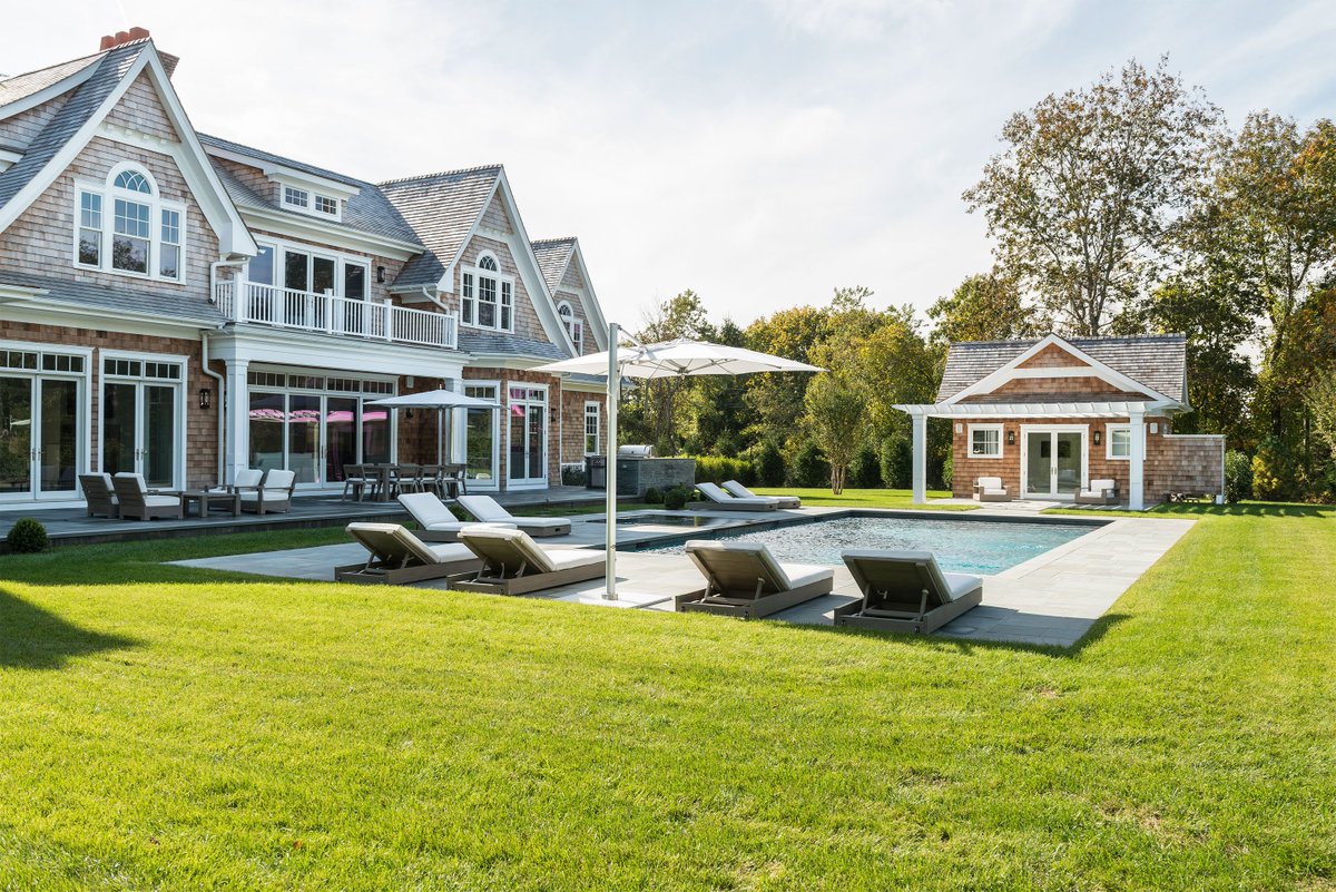 MattLucasBuild's tweet image. __
#Portfolio #Work #CustomBuilt #Custom #architecture #texture #Details #modern #traditional #LuxuryBuilder #RealEstate #Realtor #home #SagHarbor #NorthHaven #builder #construction #RealEstateAgent #Saunders #TheHamptons #Hamptons #longisland #newyork #NY #MattLucasBuilder