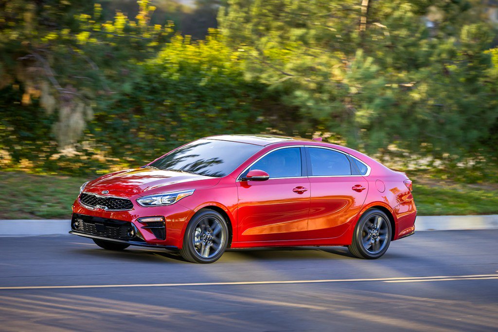 CarClub's tweet photo. 2019 Kia Forte Makes World Debute https://t.co/UuoeRrOIvw https://t.co/ce7v4DntMy
