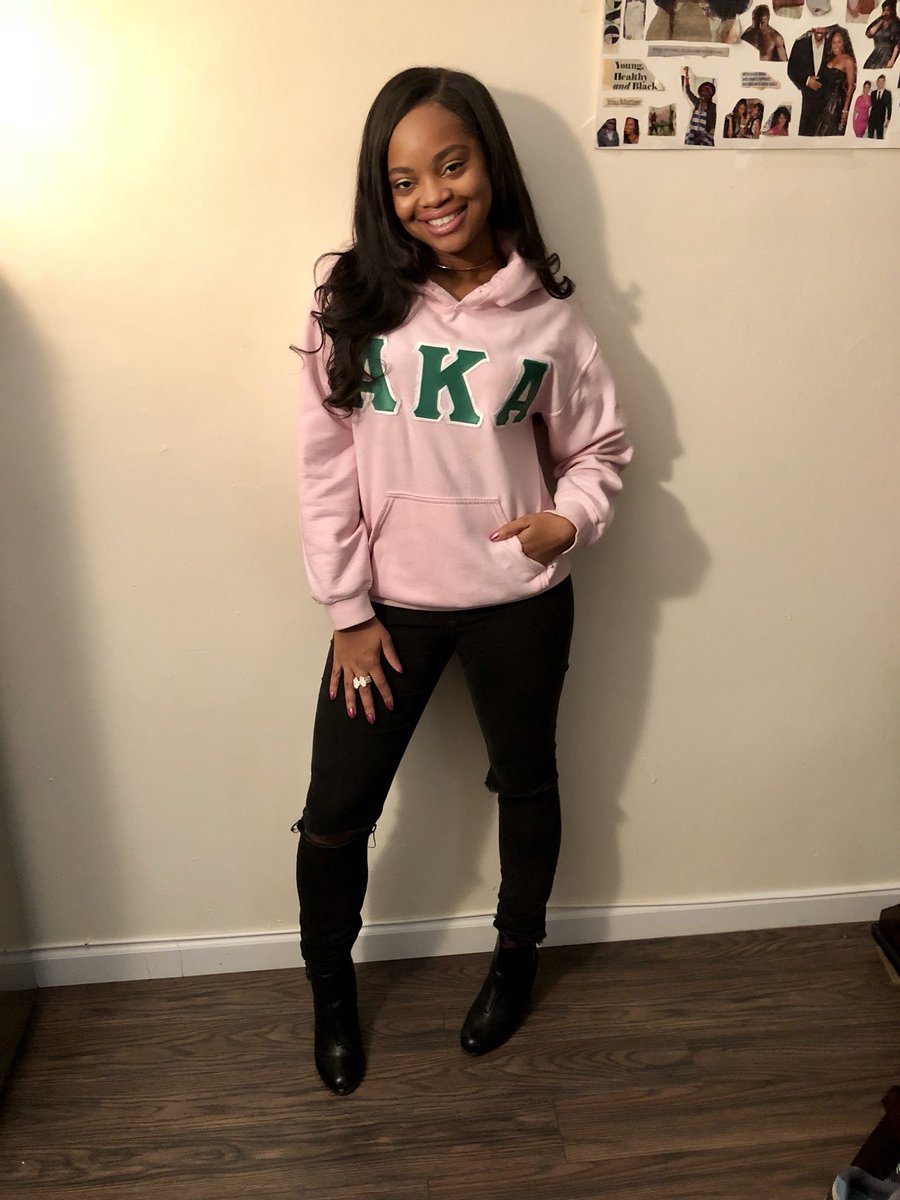 JoniseBoyd's tweet image. Happy Founders Day to all of my sorors. #AKA1908 💕💚 #NYMADE  #Spring10 Ohhh sooo fly #KappaPhi