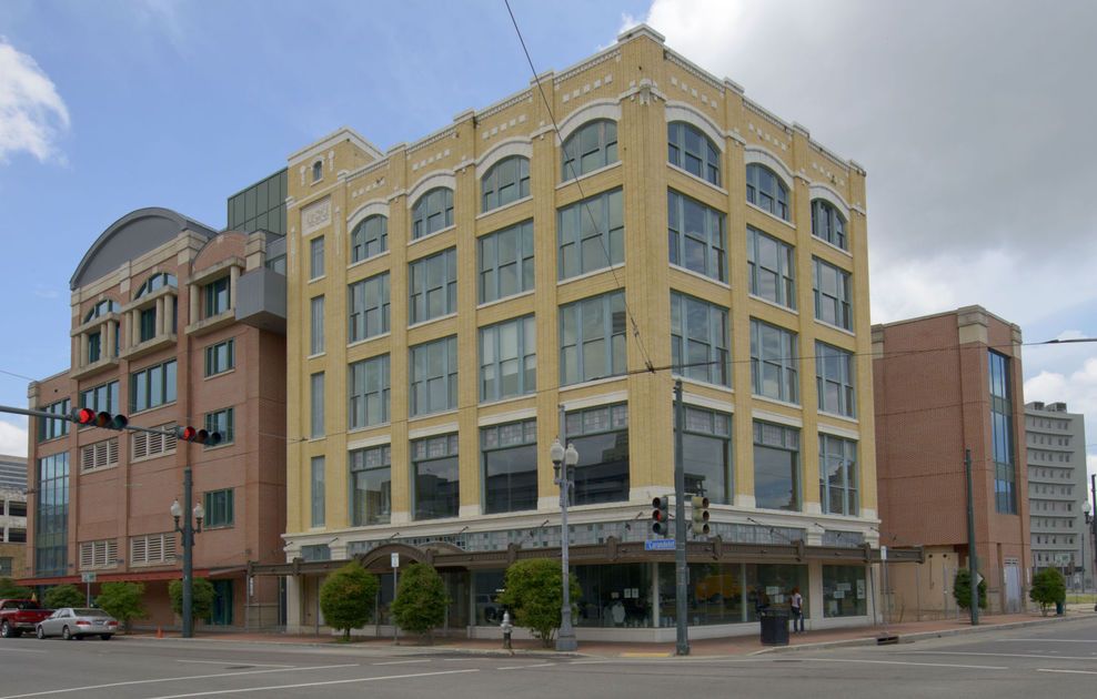 theadvocateno's tweet photo. Designed to propel careers, a different kind of culinary school gets rolling in downtown New Orleans. https://t.co/nPftiVxLSe https://t.co/DLEUeaEt7e