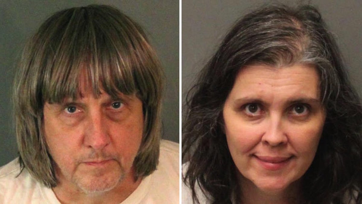 Parents suspected of keeping 13 children chained in California home bit.ly/2DlTGhW https://t.co/l5MdItZgZw