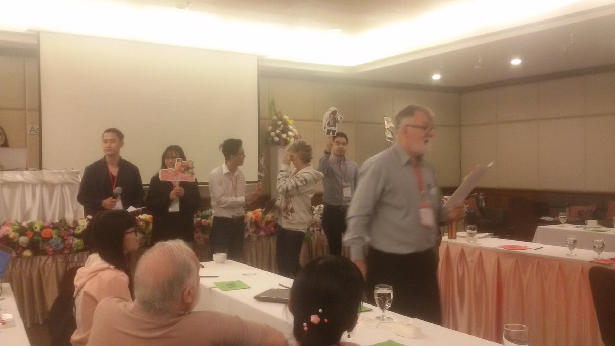 nouansyvong's tweet photo. A great presentation and role play on title "why lawyer should do pro bono?" Leading by Michael Gill, DLA Piper
@babseacle
#2018A2JW
#BABSEACLE https://t.co/vjKuwcSiEh
