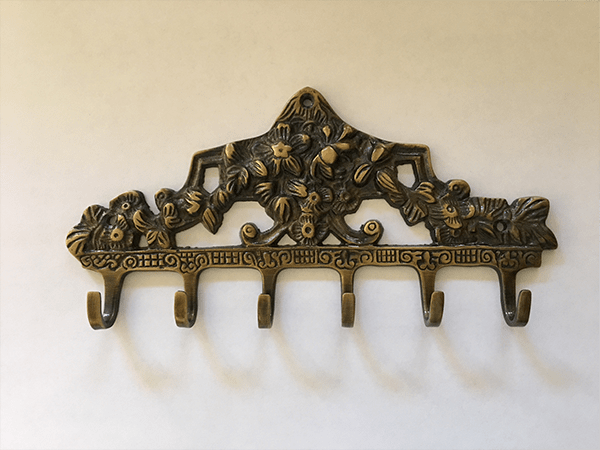 SignatureThings's tweet photo. 𝐒𝐩𝐞𝐜𝐢𝐚𝐥 𝐒𝐚𝐥𝐞 𝐎𝐍..!! @SignatureThings Victorian Brass Hook Racks.. with 6 Hook, Antique Brass Finished..Wall mounted, Lovely space-saving addition to your home. 𝐎𝐑𝐃𝐄𝐑 𝐍𝐎𝐖. https://t.co/dqLtv4vYIE #HookRack #AntiqueBrass #KeyHolder #Victorian #WallHooks https://t.co/r1T0h8yQSJ