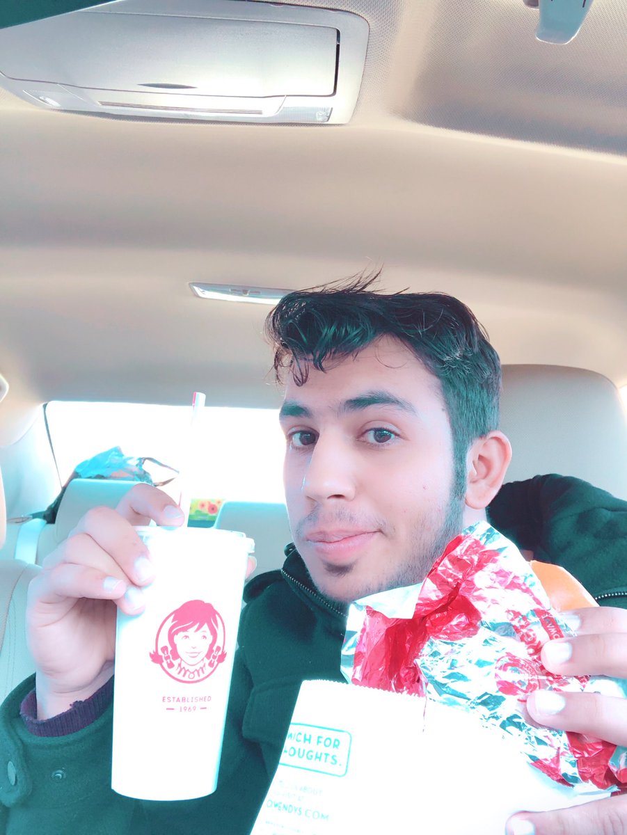 moiz69614739's tweet photo. #_Enjoy Wendy's.....👅👅 https://t.co/D35eAR5sgF