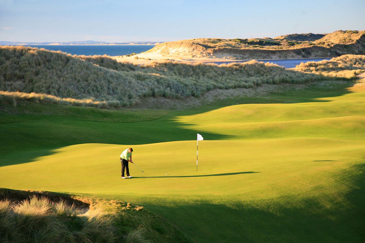 Australia's tweet photo. Newsflash: 13 of Australia's courses made @GolfDigest's Top 100 Golf Courses outside the USA! @GreatGolfAus ⛳ https://t.co/sfkrYNHLJB