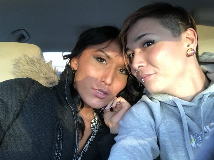 Hangin&rsquo; out with @ts_hummingbird cause birds of a feather flock together ❤️🕊 https://t.co/83QOFvlA5w<a class="tags" target="_blank" title="On Twitter" href="/?out=eyJ0eXAiOiJKV1QiLCJhbGciOiJIUzUxMiJ9.eyJpYXQiOjE3MjE1NjkzMzIsImlzcyI6InR3cG9ybnN0YXJzLmNvbSIsIm5iZiI6MTcyMTU2OTMzMiwiZXhwIjoxNzUzMTA1MzMyLCJyZWRpcmVjdF91cmwiOiJodHRwczovL3R3aXR0ZXIuY29tL3RzX2h1bW1pbmdiaXJkIn0.suINygytPN_Tq0Z-nfHDTKw6NrsflzrkpqI-uybmlAph6OS6ztNC0-zMTWvSoi_bG54NtVW0azV4-daRtsc2Ng">@ts_hummingbird</a><a href="/tag/newprofilepic"class="tags"><span>#newprofilepic</span></a>