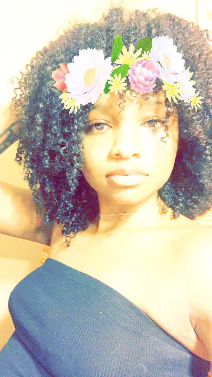2Native2Natural's tweet photo. Whatโs to you ? #curlyhair #flowerfilter #BlackGirlMagic https://t.co/QiUkovrREy