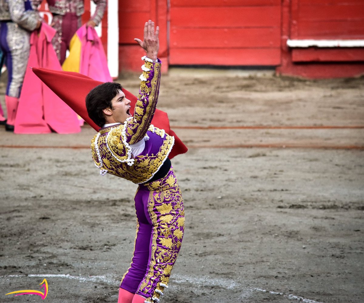 ClarinTaurino's tweet photo. Repasamos la temporada de Manizales, la primera de feria Dosgutiérrez y el triunfo de Luis Bolívar.
Cronica de EFE y galeria de #DavidOsorio
https://t.co/F3xk3l2Z0p https://t.co/snYXvRSLBN