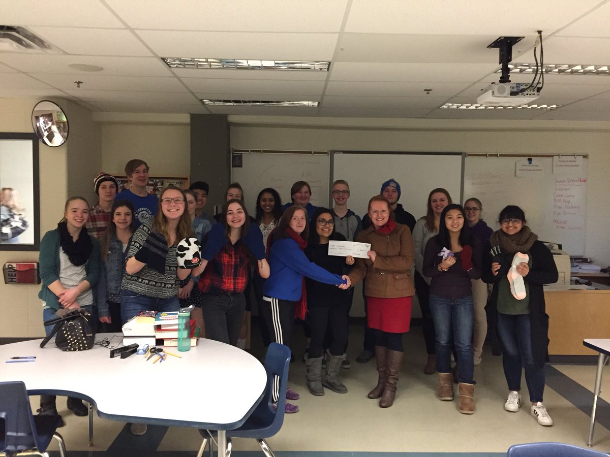 RAMS Leadership presenting their fundraising efforts to Lacombe FCSS today. $800 and a box of winter gear. #lchsrams #ramsrock