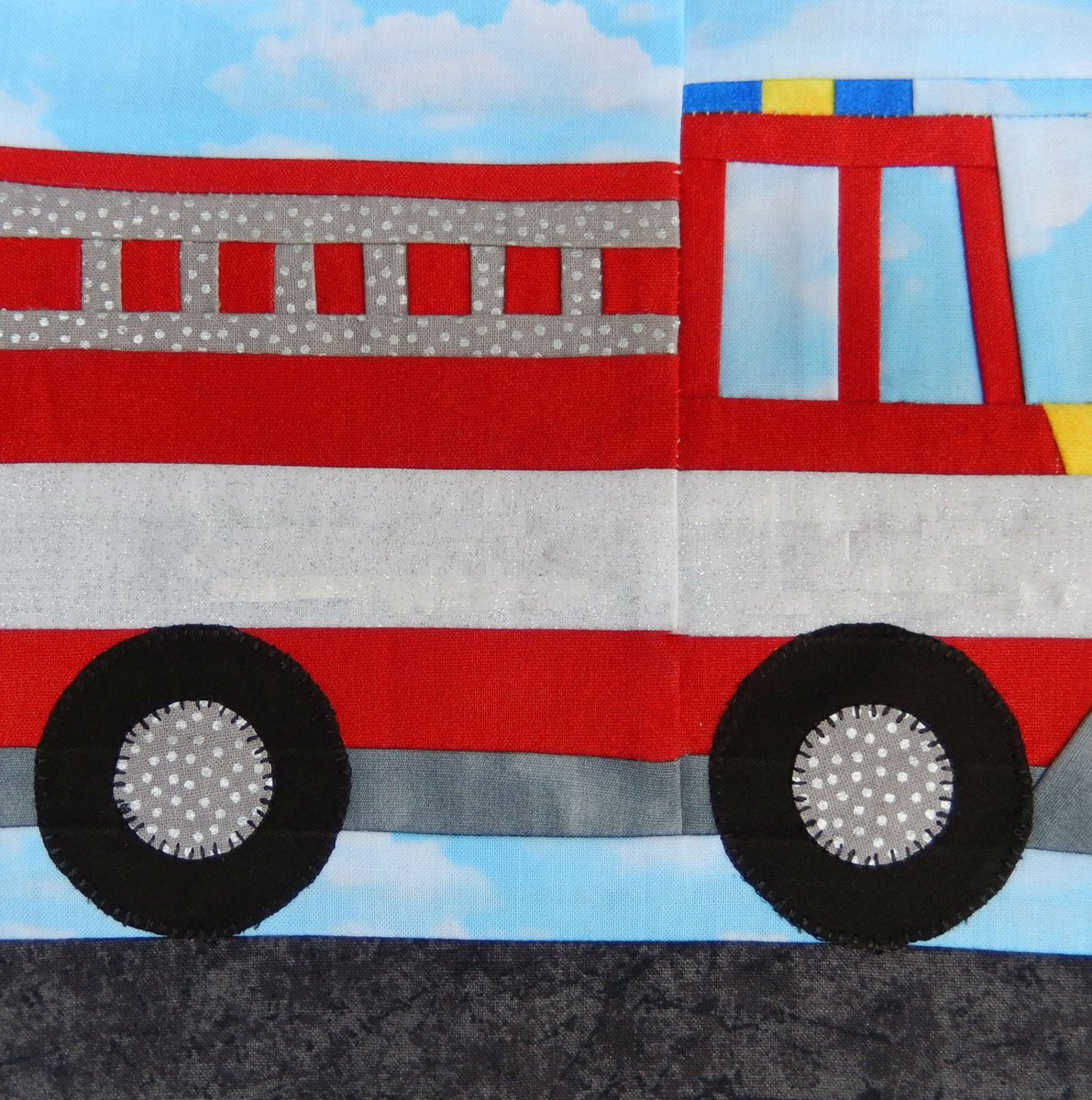 mspdesigns's tweet photo. The siren is on as the fire truck hurries to the scene! Instant download; sew fun!
https://t.co/6sMXJ2Hv2K #supplies #quilting #vehiclepdfpattern #paperpiecedvehicle #paperpiecedpattern #vehiclequilt #kidsquiltpattern #paperpiecedpdf #foundationpieced https://t.co/hzjwMNUqkn
