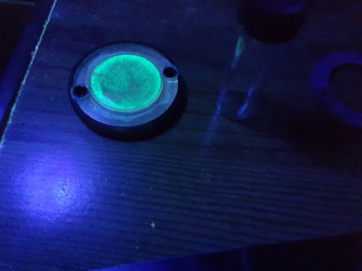 JodyKni22638709's tweet photo. Radium I extracted from a old WW2 radium 226 deck marker. I will be mixing this with 360 uCi of Am 241 and 1.5 grams of powdered Beryllium. https://t.co/4bs8y7eAXj