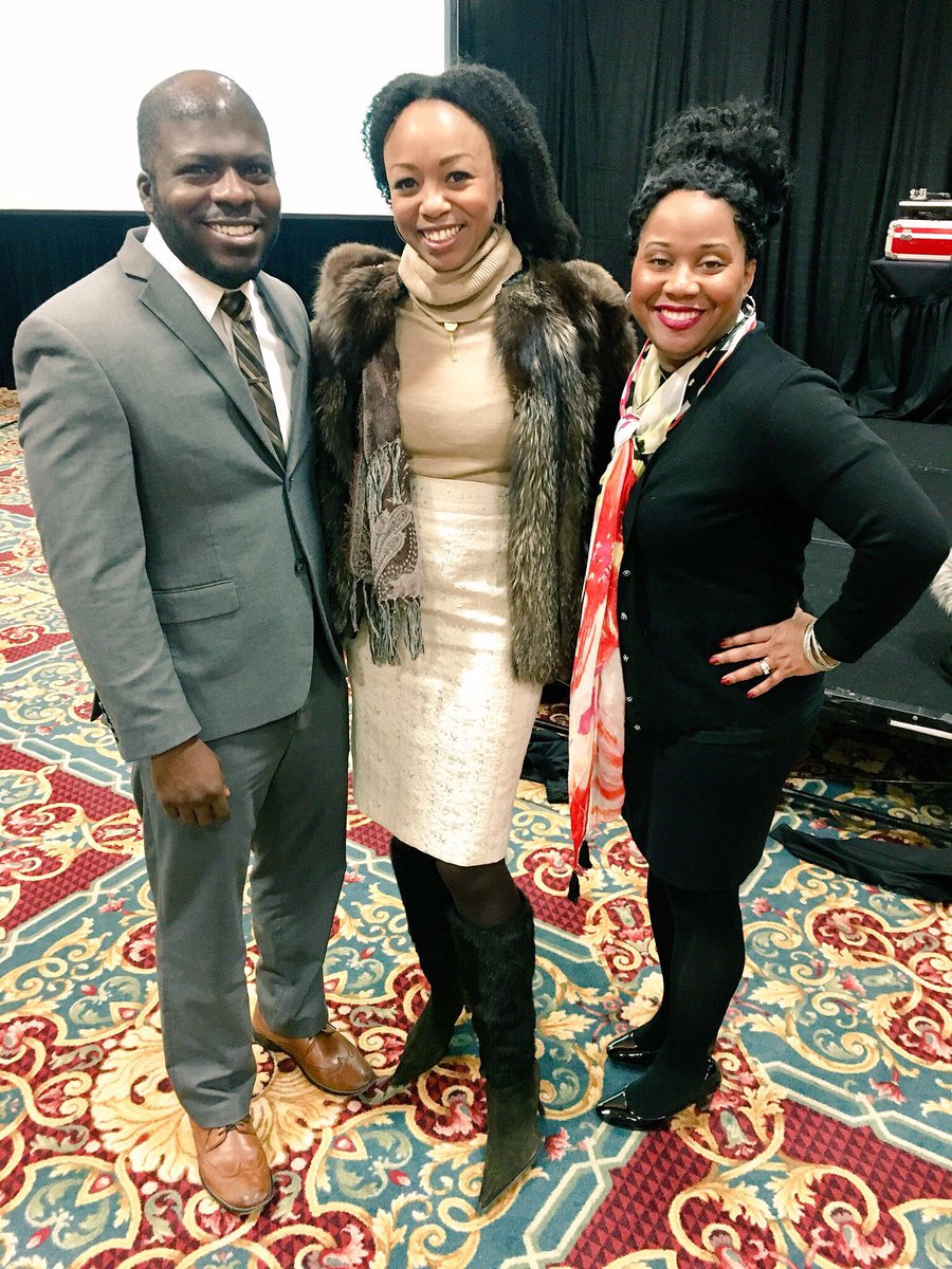 HeyDeanRansom's tweet photo. Inspired through song, spoken word, theater, &amp; @Captainirving ‘s life’s mission. Always a joy to come together in community. #STEAM #IntlEd #MLKJrDay https://t.co/8N3fdSieRL