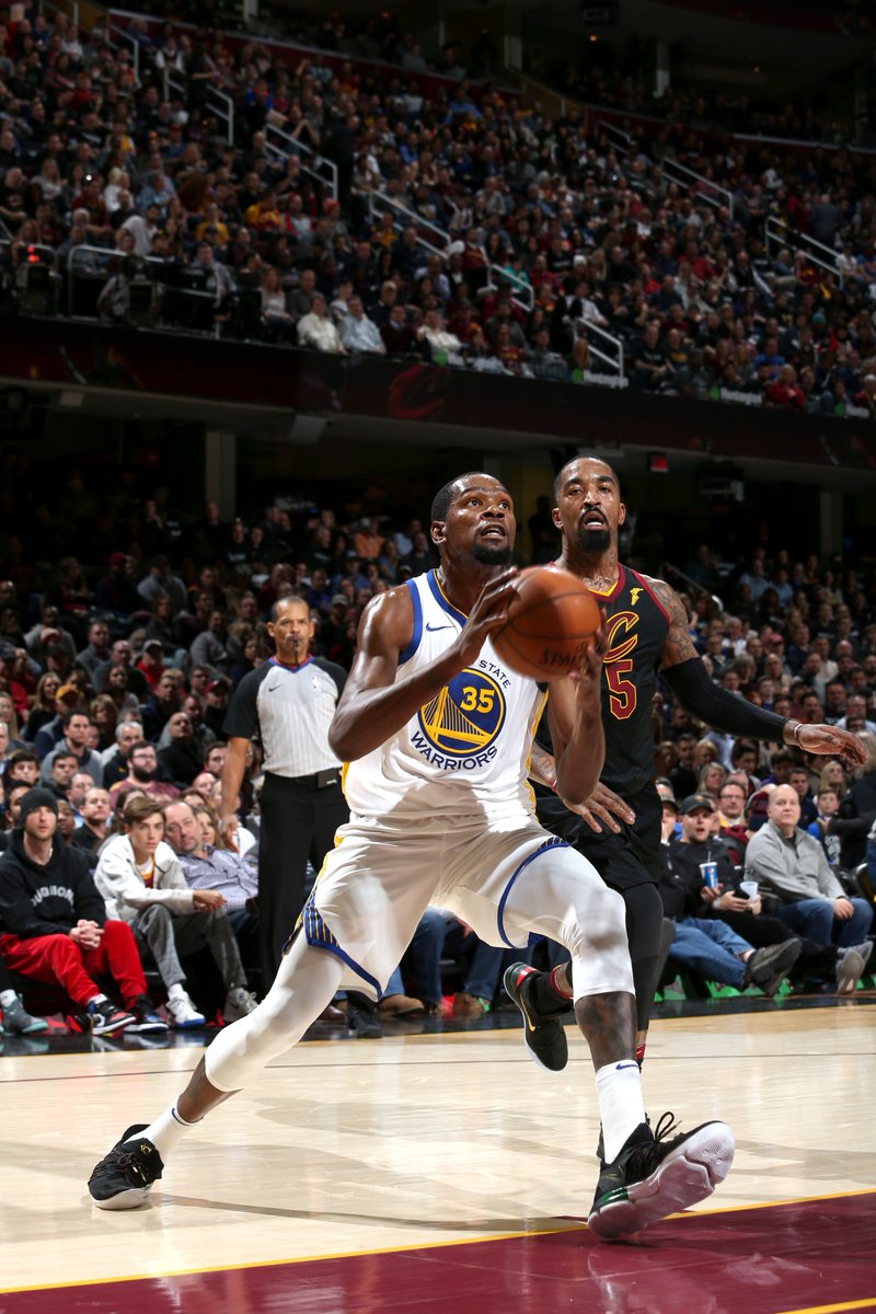 warriors's tweet photo. 🆙🆙🆙 Kevin Durant #NBAVote https://t.co/qaNBKJWEcW