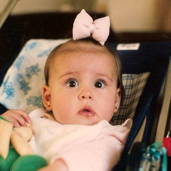 Melporai's tweet image. Nossa bebê cresceu, hoje Mel faz lindos 30 anos. Felizes sejam todos os seus dias. ❤️🎉 #ParabensMelFronckowiak