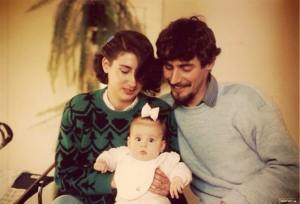 Melporai's tweet image. Nossa bebê cresceu, hoje Mel faz lindos 30 anos. Felizes sejam todos os seus dias. ❤️🎉 #ParabensMelFronckowiak