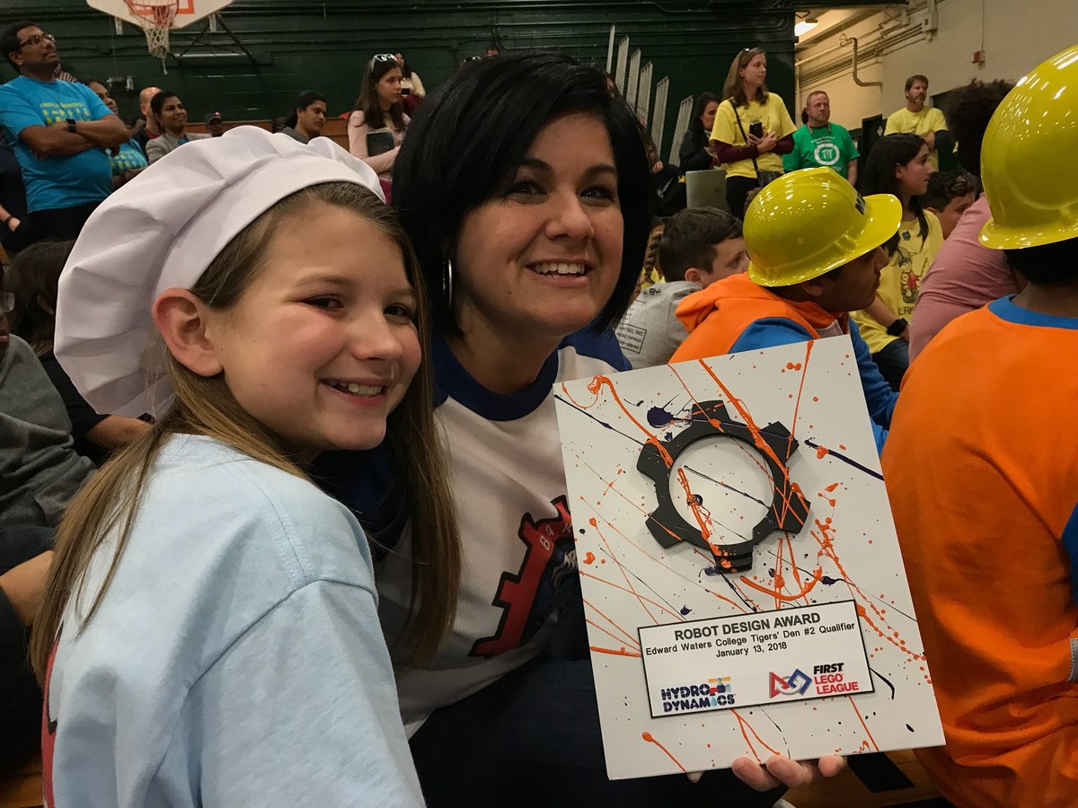 iCoachElm's tweet photo. What a wild weekend with @donnaruis &amp; @Tom_H_4! Had an amazing adventure competing with @firstlegoleague as a rookie team. Winning the Robot Design Award &amp; a perfect score on Project was a huge honor! #BakerBOTS #BakerProud #FirstLegoLeague @NEFLSTEM2 @RenaissanceJax @FLLFlorida https://t.co/KUayzOhyLd