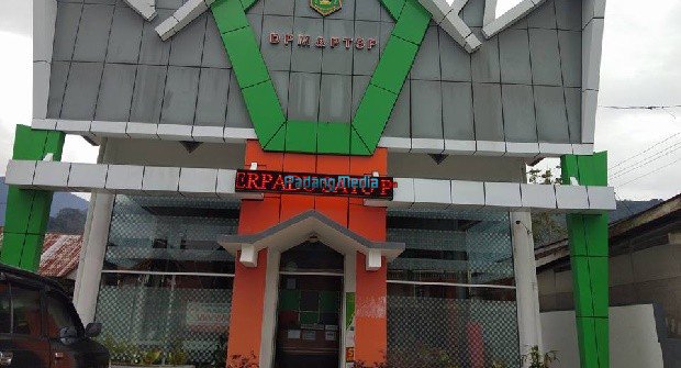 padangmediacom's tweet photo. Dinas Penanaman Modal Padangpanjang Siapkan RUPM untuk Tarik Investor https://t.co/ford5xuWIM https://t.co/fnQlKk6WB8