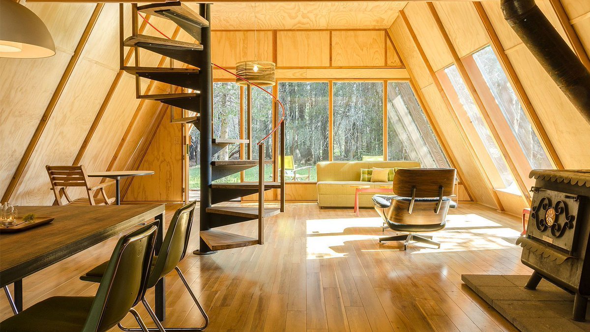 themanualguide's tweet photo. If a stunning A-frame cabin built near #Yosemite National Park doesn't tickle your fancy, we don't know what will. 
https://t.co/C31X9RMoKh https://t.co/0bSDDCSFLw
