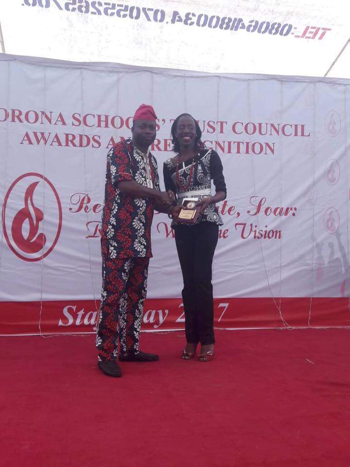 CovenantUAlumni's tweet photo. Congratulations to our dear Alum, Mrs Adeiye Oluwaseun-Sobo @adeiye_o on being recognised as the @CoronaSchools #TeacherOfTheYear. You have an excellent Spirit in you and we join in celebrating your impact on the next generation of Nigerians. https://t.co/o1Yi7OXiEz