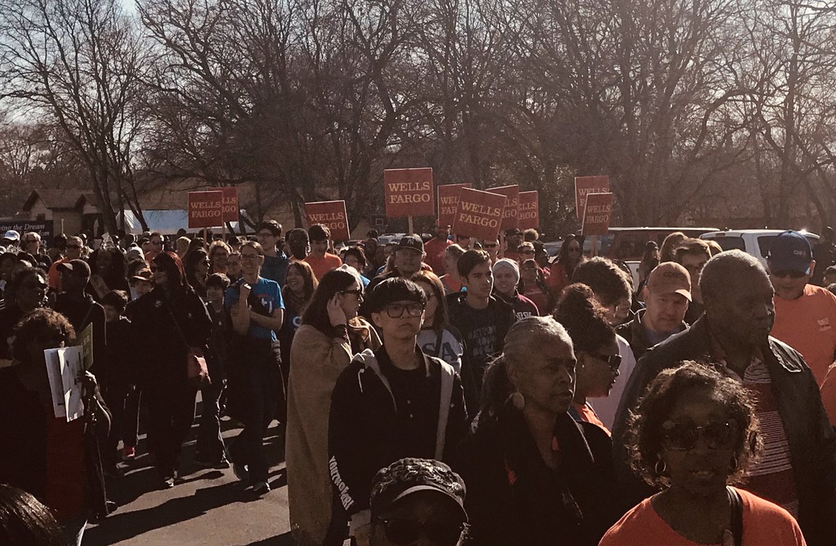SarverforTexas's tweet photo. Loved seeing so many different churches, civic groups and corporate citizens marching side-by-side at the #MLKMarchSA We are better together. #MLKDay2018 https://t.co/WpUZmY7E2i