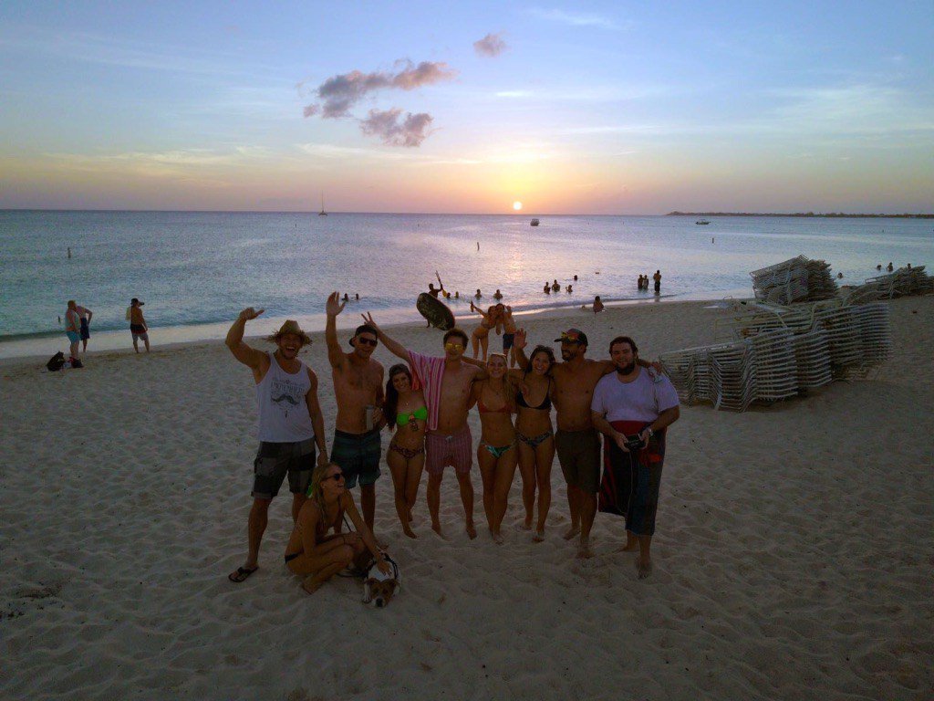 footstepping's tweet photo. Cayman Adventures.. https://t.co/9UpQHGtkGk https://t.co/px6PP3j5bL
