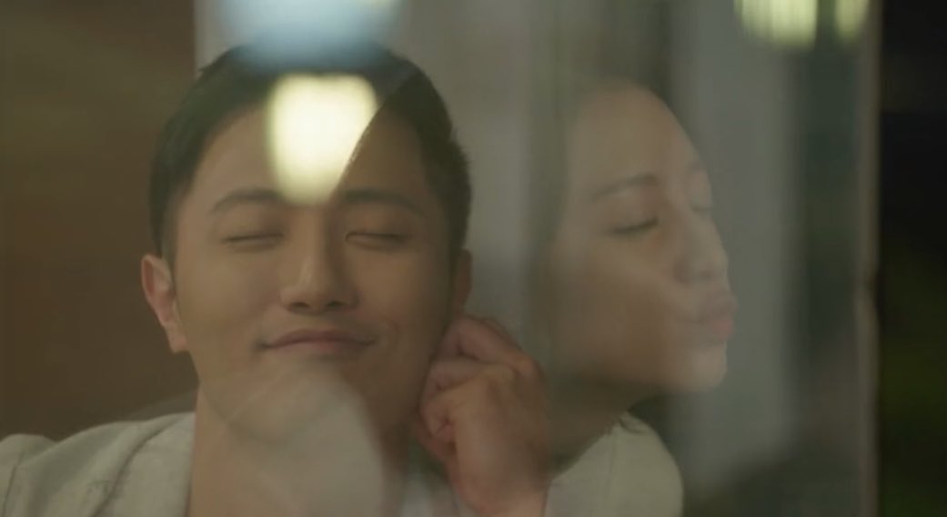 choppedrice_'s tweet image. When the ‘second’ couple had just as much, if not more chemistry than the main couple and a killer OST to go with that 🎵💛 I still listen to it to this day
 #태양의후예  👏🏼👏🏼