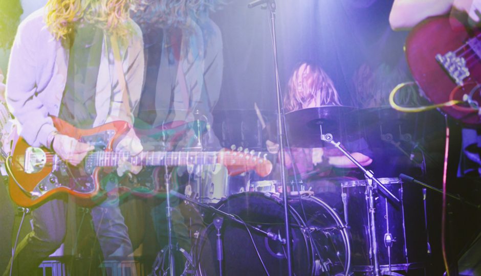 TheNoiseRoom's tweet image. Making Noise - Flyying Colours noiseroom.com/2016/10/20/mak… #clubac30 #flyyingcolours [Archives]