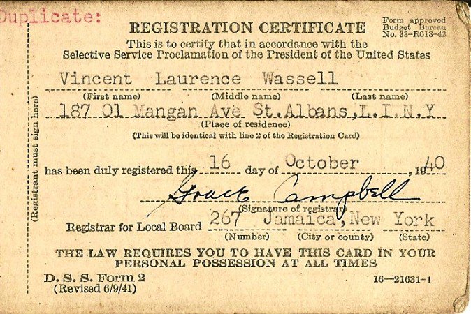 POTUSfdr19333's tweet photo. The Selective Service Act will help enlarge the US military in case a military draft is needed. #SelectiveService #NuetralityAct #1940 https://t.co/0tVC8KyWvm