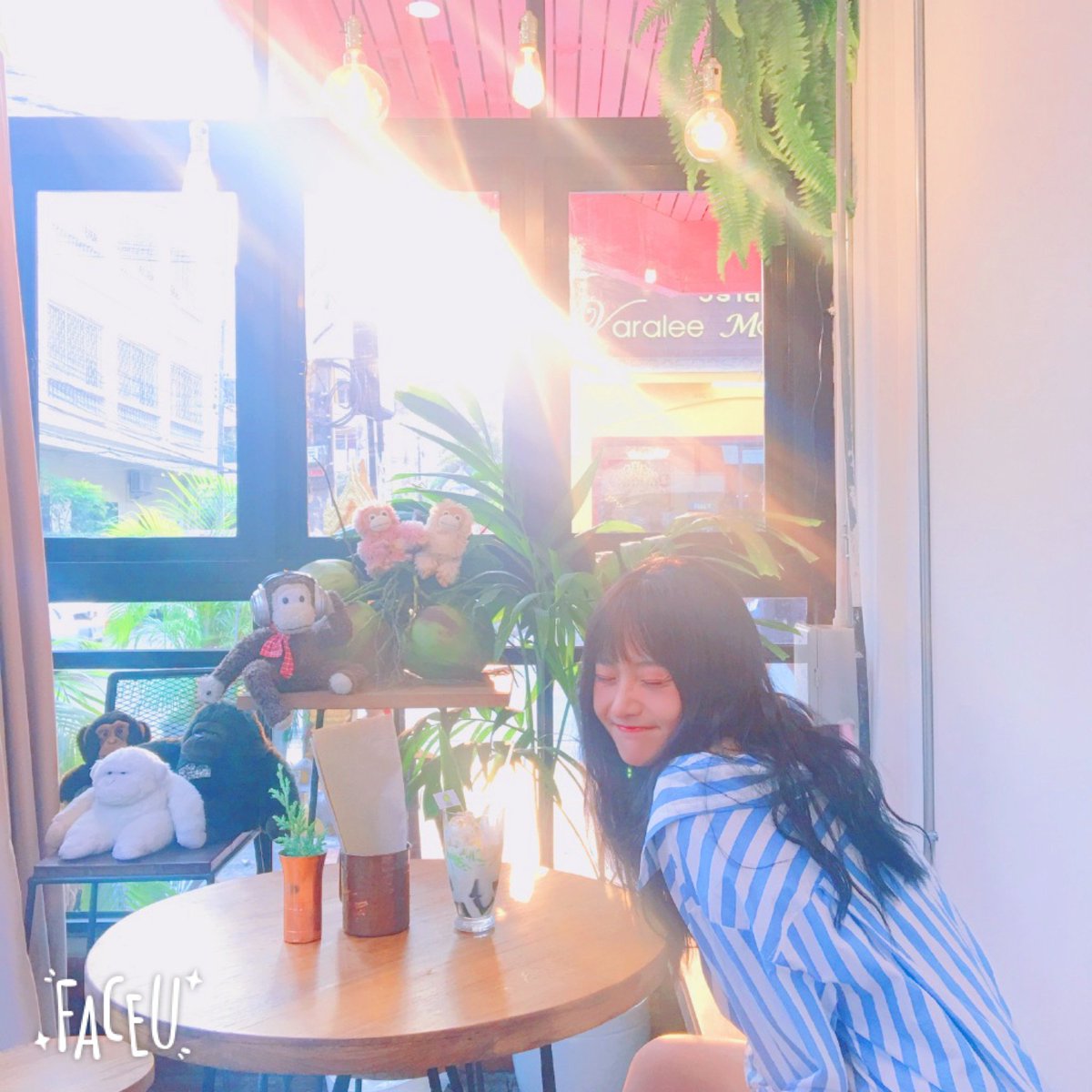 Faceu_official's tweet photo. ＼Faceuアプリの公式アカウント／
美顔美肌✅
1000以上顔認識スタンプ✅
写真編集✅
GIF作成✅
ビデオ作成✅

iPhone DL：https://t.co/vOJVCBvGlx 
Android DL：https://t.co/dfVmzsMtHL

#faceu
#フォロバ100パーセント 
#写真好きな人と繋がりたい
#カメラ女子
#フォローした人全員フォローする https://t.co/cGgfXj0kIU