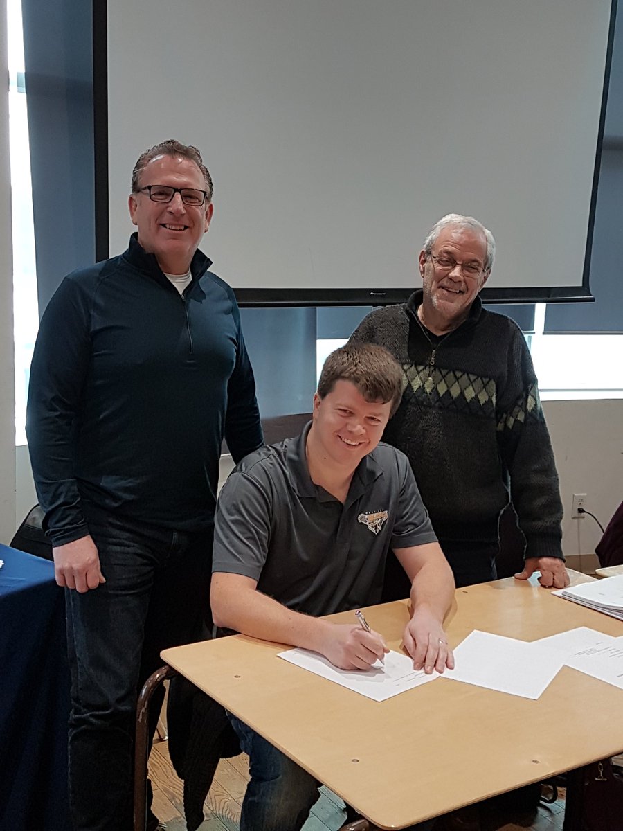 Well it's official...welcome to the #OJALL <a href="/BuzzTheHive/">Oakville Buzz Jr “A” Lacrosse</a> <a href="/OakvilleLax/">Oakville Lacrosse</a> ... Pleasure to have you aboard. #12? #seriously? #yep