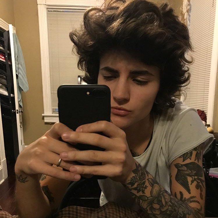 likemenxt's tweet image. #NovaFotoDoPerfil