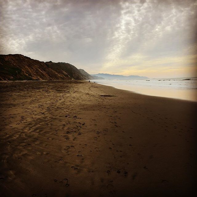 hobbes188's tweet photo. Nice hike at the ocean
#funston #california #hiking https://t.co/juAZYId1XF https://t.co/F5X75YeZ72