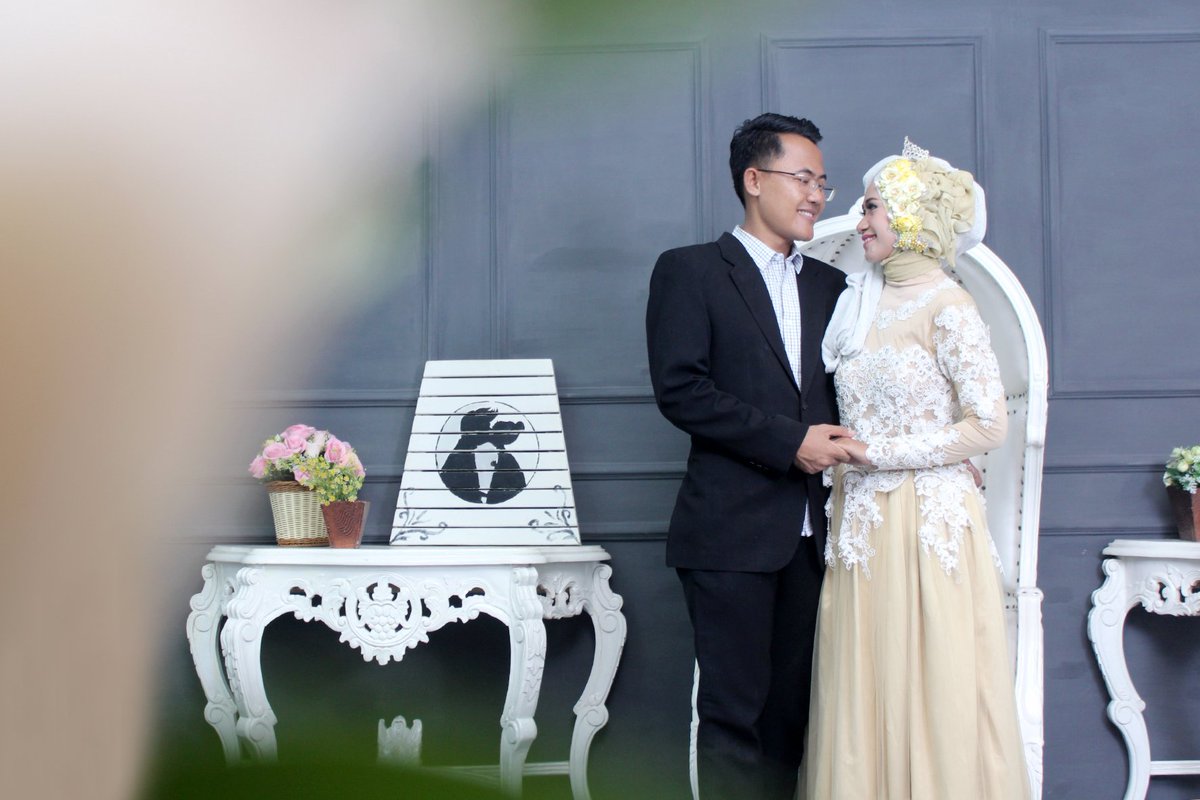 KrentStudio's tweet photo. On our promises, love each other and Us. Love is simple, you and me and nothing else.

From Prewedding Photo of Aini
More info/For Booking:
Sms/WA 085842261118 https://t.co/Z1jqcimCBf